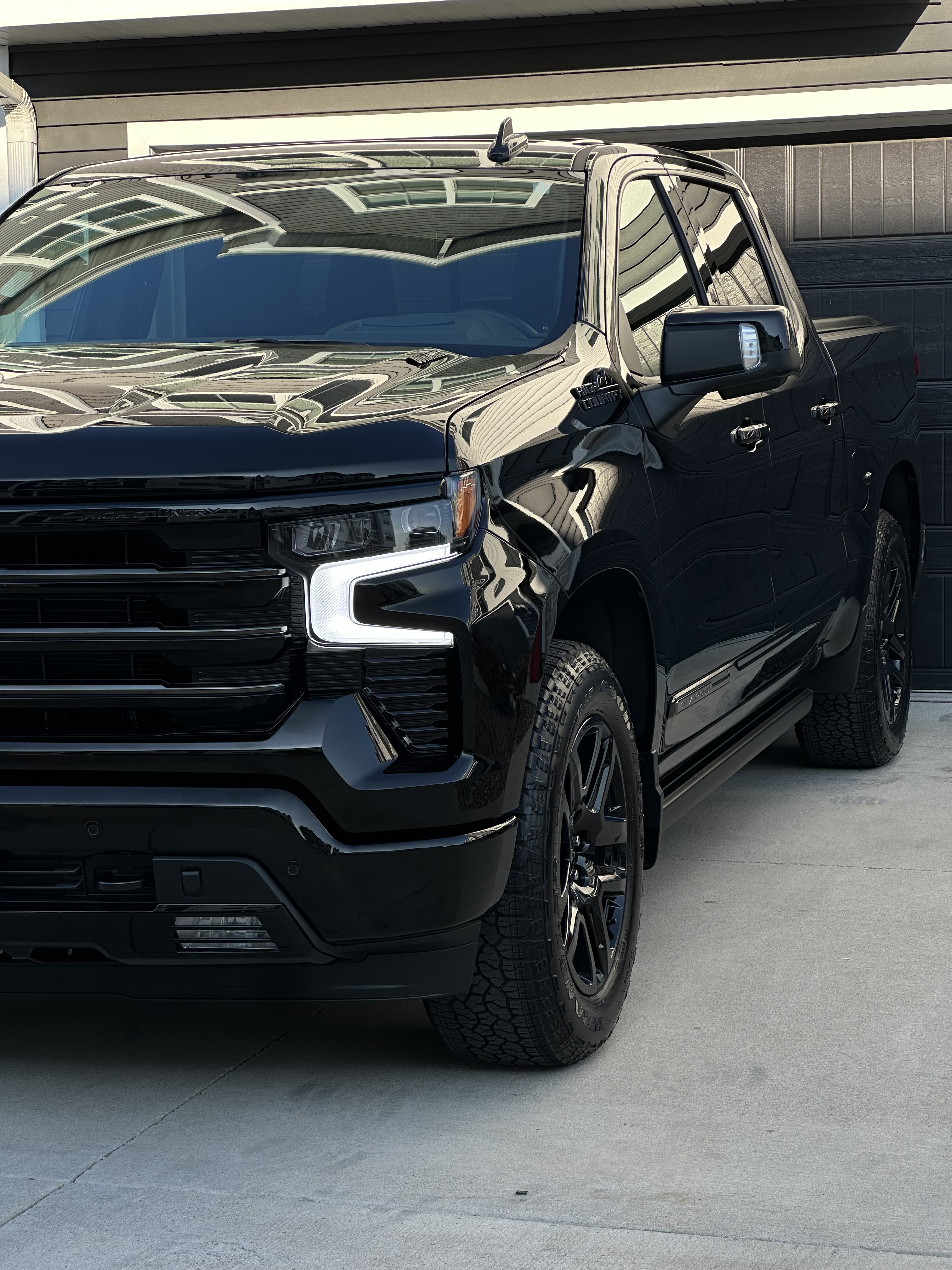 Silverado - Front Quarter Detail